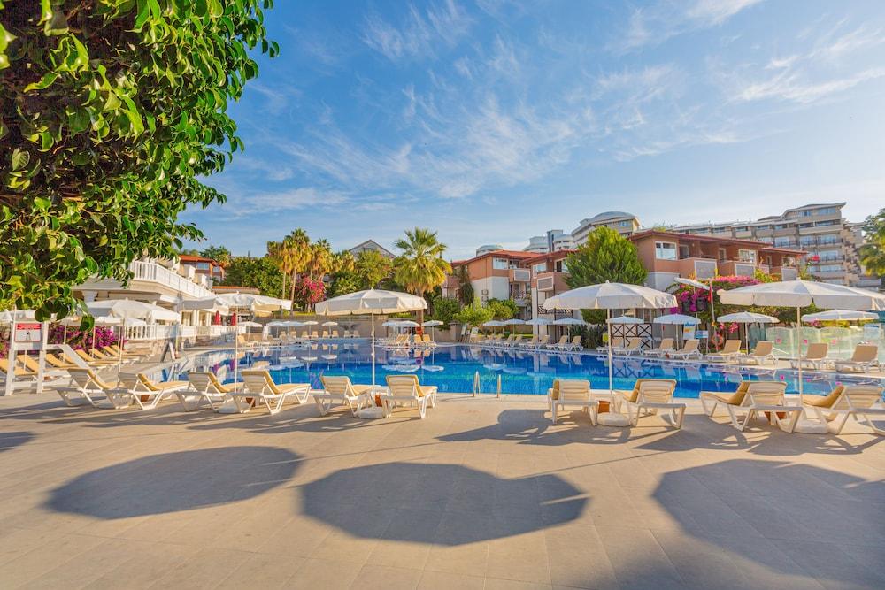 Hotel Justiniano Club Alanya à Okurcalar Extérieur photo